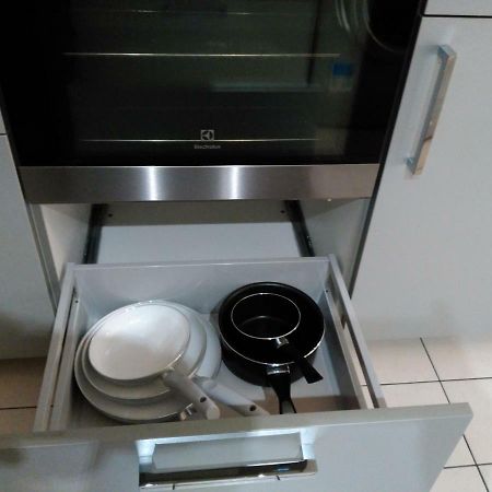 Bel Et Spacieux Appartement De 84 M² Avec Parking Tres Proche Du Metro Garibaldi Lyon Exterior photo