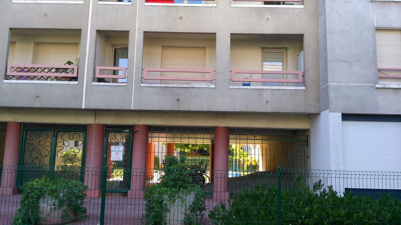 Bel Et Spacieux Appartement De 84 M² Avec Parking Tres Proche Du Metro Garibaldi Lyon Exterior photo